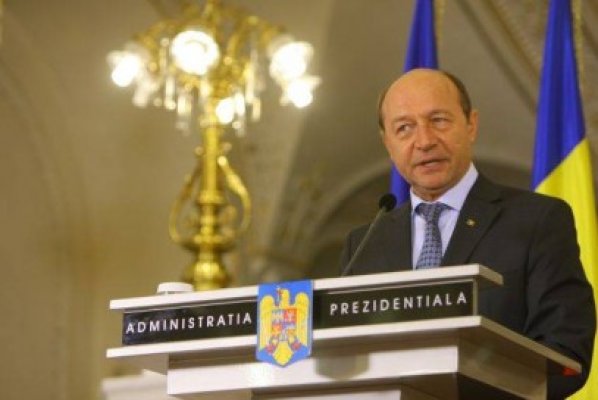 Traian Băsescu a semnat decretele de eliberare din funcţie a unor judecători şi procurori